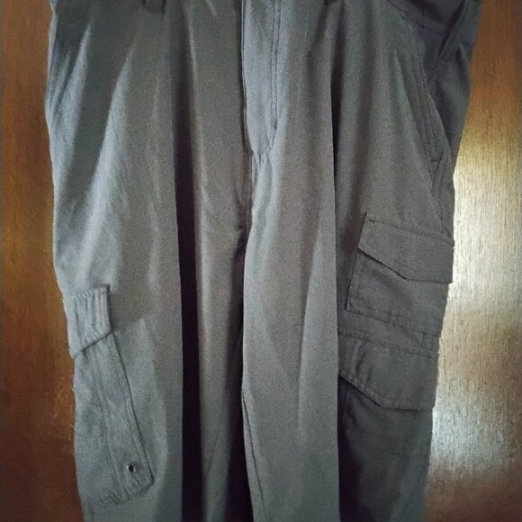 IRON COMPANY MEN SHORTS - Picture 2 of 11